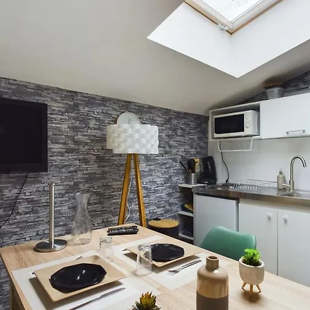 Le Cocoon Romillon Apartman